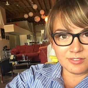 Meet your Posher, Genevieve